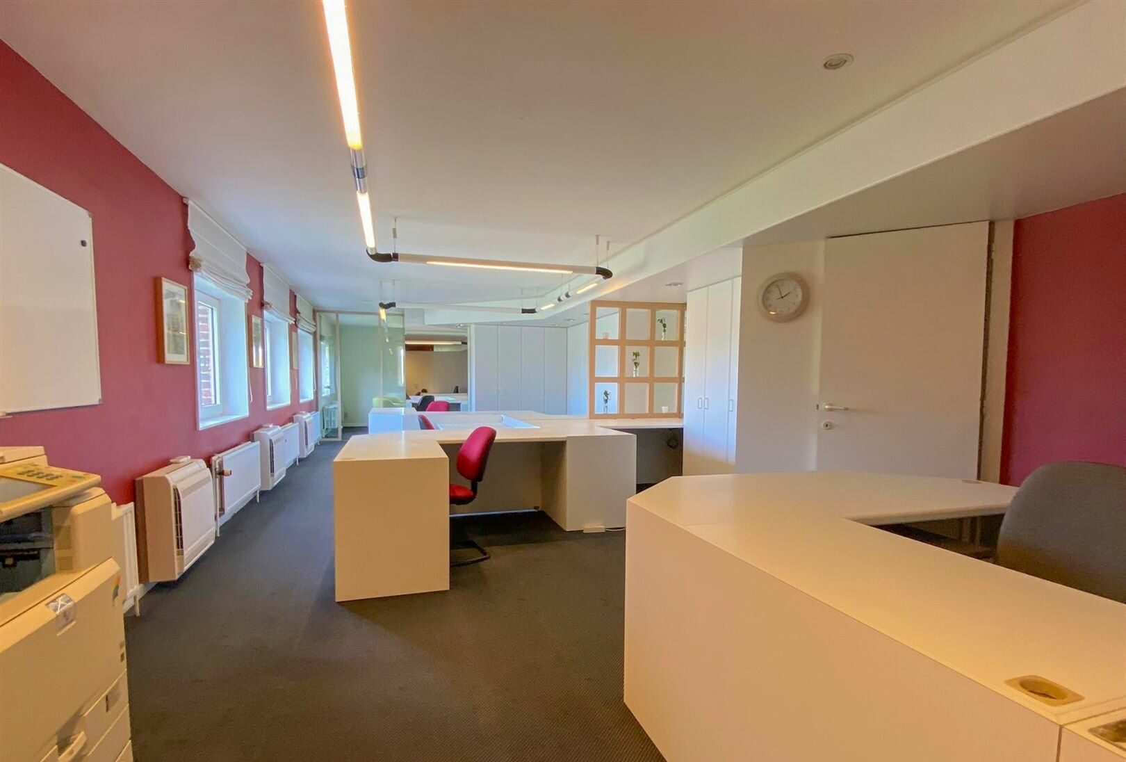 Grand espace de bureaux (Heusy – 106 m²) – 1 200 € / mois